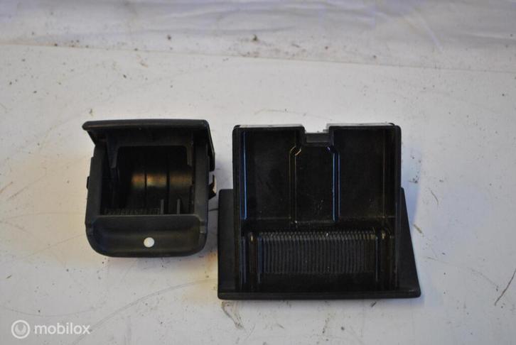 Asbak Volkswagen Golf III ('91-'97) 1H0857962, Auto-onderdelen, Interieur en Bekleding, Volkswagen, Gebruikt, Ophalen of Verzenden