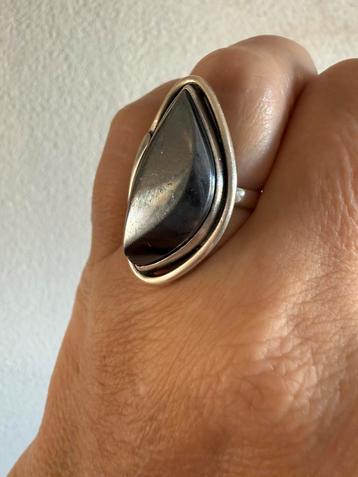 M152/Zilveren Grote HEMATIET Steen ring 16 3/4 beschikbaar voor biedingen
