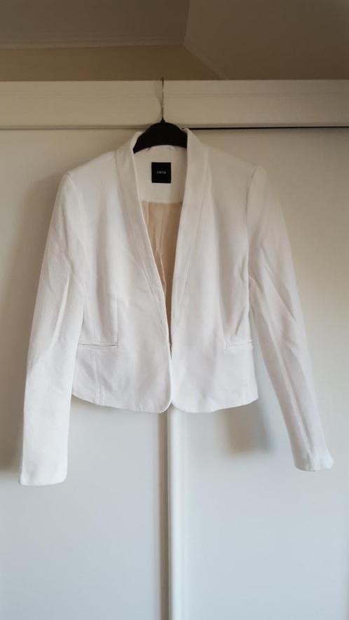 Zero wit jasje maat 34, Kleding | Dames, Jasjes, Kostuums en Pakken, Zo goed als nieuw, Jasje, Maat 34 (XS) of kleiner, Wit, Ophalen of Verzenden