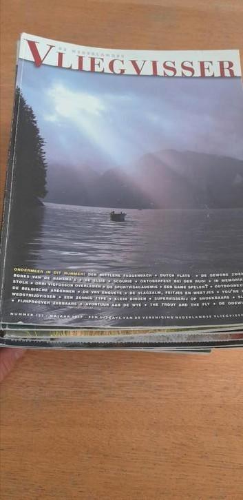 DE NEDERLANDSE VLIEGVISSER 122-148 31 stuks, Watersport en Boten, Hengelsport | Vliegvissen, Zo goed als nieuw, Overige typen