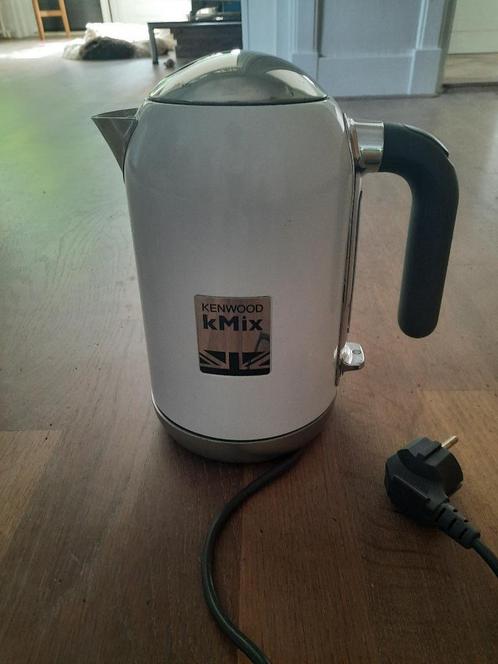 Witte Kenwood 1L Kmix elektrische waterkoker ZJX650, Witgoed en Apparatuur, Waterkokers, Gebruikt, 1 tot 2 liter, Draadloos, Rvs