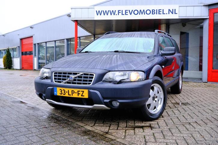 Volvo XC70 2.5 T 210pk AWD Geartronic Comfort Line Aut. Xeno, Auto's, Volvo, Bedrijf, Te koop, XC70, 4x4, ABS, Airbags, Airconditioning
