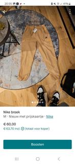 Nike broek, Kleding | Heren, Broeken en Pantalons, Nieuw, Beige, Maat 48/50 (M), Ophalen of Verzenden
