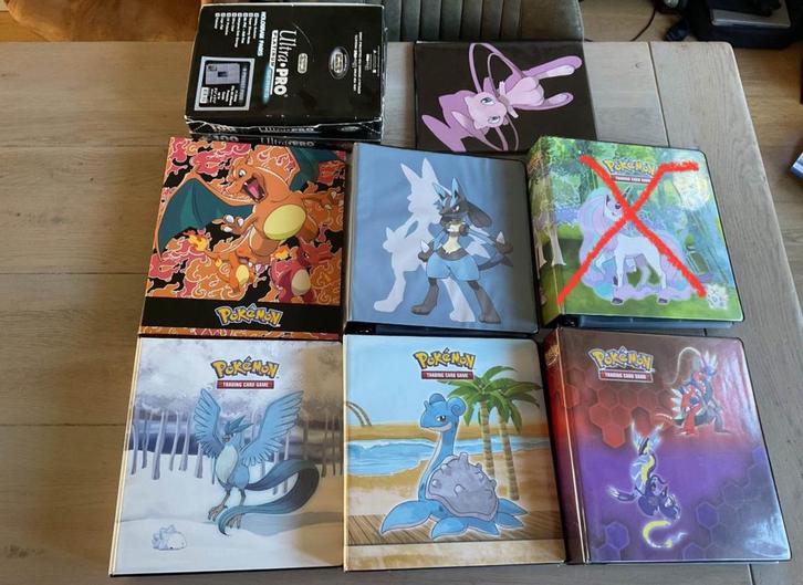 Diversen Pokemon verzamelmappen, Hobby en Vrije tijd, Verzamelkaartspellen | Pokémon, Gebruikt, Sleeves of Kaarthoesjes, Ophalen