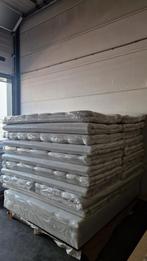 Topper 180x200 7cmdik koudschuim fabrieksprijs 95€!, Huis en Inrichting, Slaapkamer | Matrassen en Bedbodems, Ophalen of Verzenden
