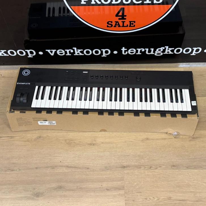Native Instruments Komplete Kontrol A61 USB/MIDI keyboard, Muziek en Instrumenten, Midi-apparatuur, Zo goed als nieuw, Ophalen of Verzenden