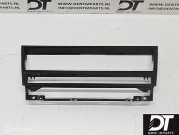 Airco paneel knoppenbalk frame BMW 5-serie E39 51168247302 beschikbaar voor biedingen