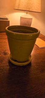 Planten cq bloemenpot met vaste schaal, Rond, Ophalen of Verzenden, Zo goed als nieuw, Aardewerk