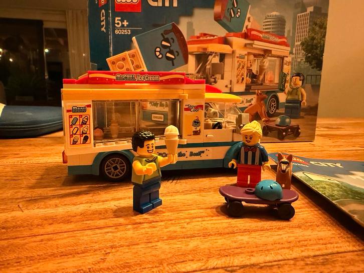 Lego City IJswagen 60253 - Complete Set, Kinderen en Baby's, Speelgoed | Duplo en Lego, Zo goed als nieuw, Lego, Complete set