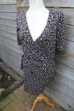Overslagjurk zwart/ beige Essentiel Antwerp mt 2 (M) Vaste p, Maat 38/40 (M), Zwart, Ophalen of Verzenden, Zo goed als nieuw