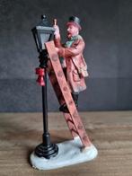 Lemax figuur 3 kerstdorp gereserveerd v Ronald, Diversen, Kerst, Ophalen of Verzenden, Zo goed als nieuw