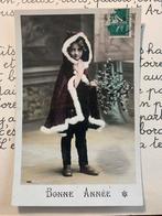 Bonne Année - meisje in rode cape met maretak, Ophalen of Verzenden, Voor 1920, Gelopen, Feest(dag)