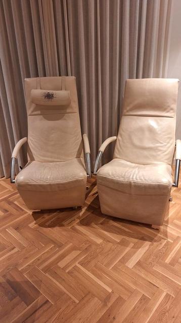 2 Leren Jori Stoelen beschikbaar voor biedingen