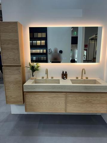 complete badkamer meubels 2 zeer mooie setjes nieuw in doos  beschikbaar voor biedingen