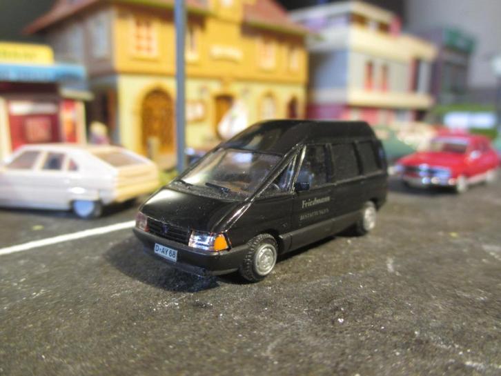 Renault Espace '88/'91 Busch Begrafeniswagen / lijkwagen #2, Hobby en Vrije tijd, Modelauto's | 1:87, Zo goed als nieuw, Bus of Vrachtwagen