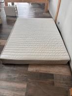 Gratis lattenbodem met matras, Huis en Inrichting, Slaapkamer | Matrassen en Bedbodems, Gebruikt, Twijfelaar, Matras, 200 cm