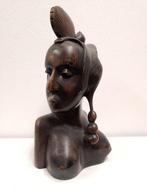 Namibische vrouwenbuste met traditionele kapsel-Wengéhout, Ophalen of Verzenden