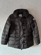 Moncler Donsjas Maat 104-110 (Maat 4) - Nieuwstaat, Moncler, Bruin, Nieuw, Overige maten