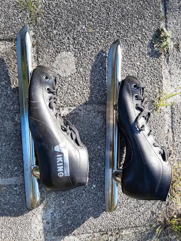 Viking schaatsen maat 37 + hoes beschikbaar voor biedingen