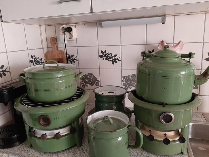 Heel veel.emaille spullen, Antiek en Kunst, Antiek | Emaille, Ophalen of Verzenden