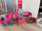L.O.L. Glam Camper incl zwembad, podium,poppen,accessoires, Ophalen, Gebruikt
