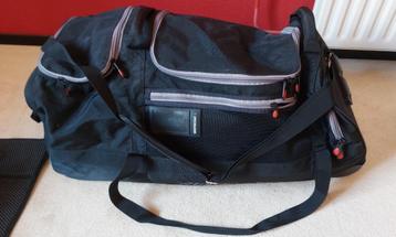  Specialized reis / bagage tas beschikbaar voor biedingen
