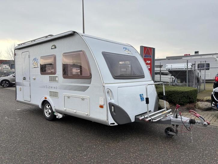 Knaus W01420 Südwind Gold Edition | Caravanmover | Zakluife, Caravans en Kamperen, Caravans, Bedrijf, tot en met 2, 750 - 1000 kg