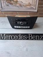 Mercedes W204 COMAND Navigatie Radio A 204 900 94 10, Auto diversen, Autoradio's, Ophalen of Verzenden, Gebruikt