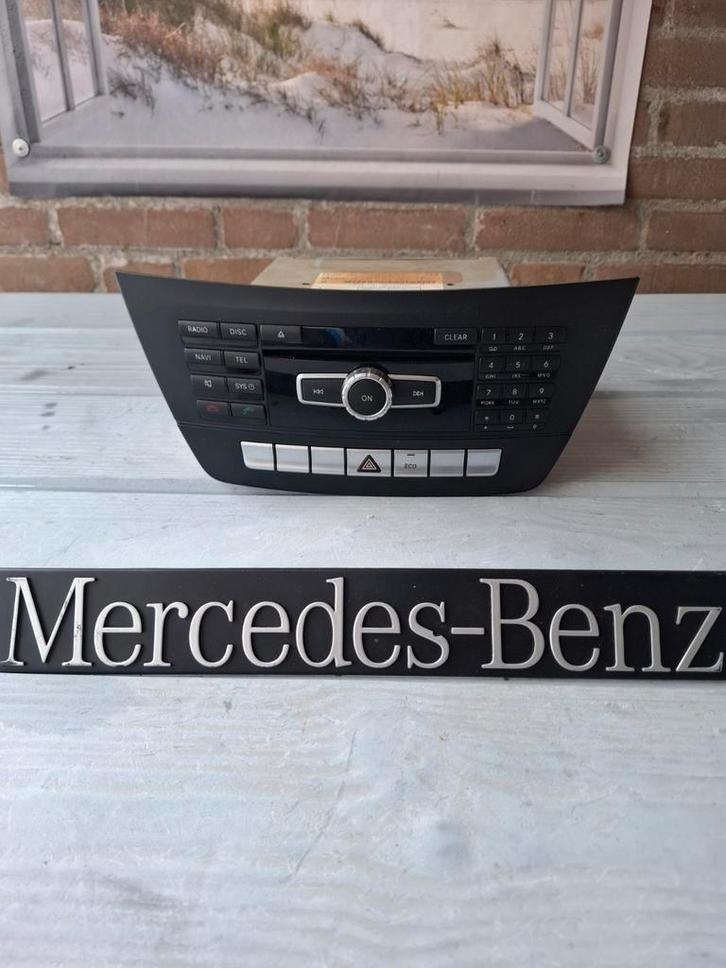 Mercedes W204 COMAND Navigatie Radio A 204 900 94 10, Auto diversen, Autoradio's, Gebruikt, Ophalen of Verzenden