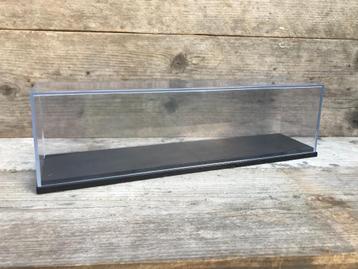 TONTOYS VITRINE BOX 42X12X10 VOOR TREKKER OPLEGGER OF COMBI  beschikbaar voor biedingen