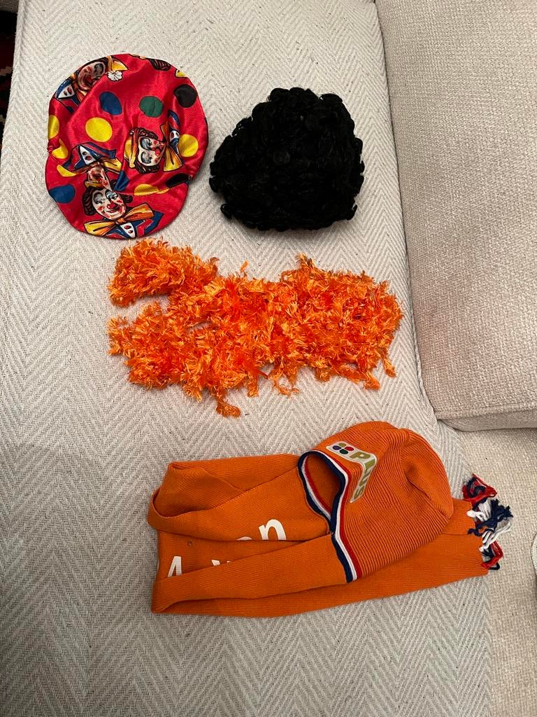 Carnavalskleding set - Diverse accessoires, Ophalen of Verzenden, Gebruikt, 104 of kleiner, Jongen of Meisje