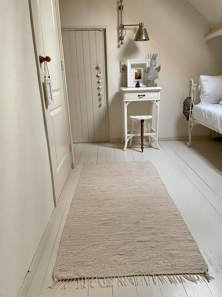 Perletta Vloerkleed  Crème / Wit / 1.60 / 0.90, Huis en Inrichting, Stoffering | Tapijten en Kleden, Zo goed als nieuw, 50 tot 100 cm