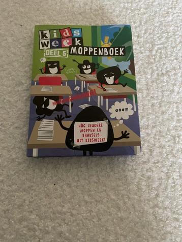 Kidsweek Moppenboek Deel 5 - Leuk! beschikbaar voor biedingen