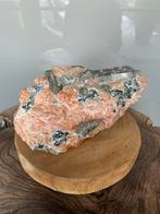 Calciet met apatiet Ontario ( Canada ) 3049 gram !!, Ophalen of Verzenden, Mineraal