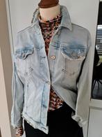 SALE .Spijkerjasje met leuke details.M 40., Ophalen of Verzenden, Zo goed als nieuw, Maat 38/40 (M), Blauw