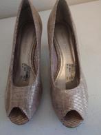 Marco Tozzi Pumps Maat 37 - Beige/Goud, Pumps, Beige, Marco Tozzi, Ophalen of Verzenden