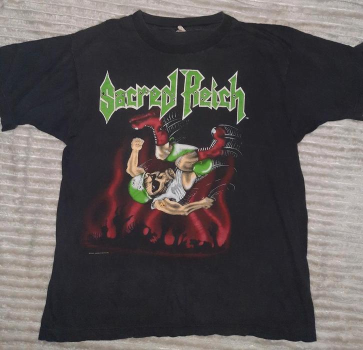 Sacred Reich 1990 shirt, vintage ! Maat L thrash metal, Kleding | Heren, T-shirts, Gedragen, Maat 56/58 (XL), Zwart, Ophalen of Verzenden