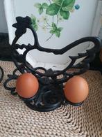 Vintage gietijzeren eierhouder in de vorm van een Kip, Ophalen of Verzenden, Gebruikt
