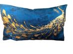 ** NIEUW **  kussenhoesje met gouden pauw  Maat 30x50 cm, Ophalen of Verzenden, Nieuw, Blauw