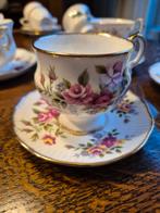 Elizabethan Fine Bone China Kop en Schotel, Ophalen of Verzenden, Zo goed als nieuw, Overige stijlen, Kop(pen) en/of Schotel(s)