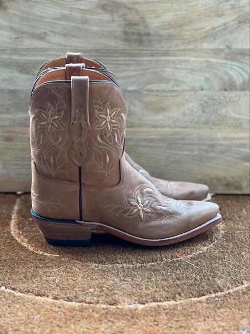 Bootstock cowboylaarzen Dolly Woman 39, Kleding | Dames, Schoenen, Nieuw, Lage of Enkellaarzen, Bruin, Verzenden