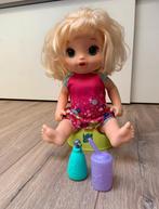 Baby Alive plaspop met accessoires, Kinderen en Baby's, Speelgoed | Poppen, Ophalen, Zo goed als nieuw, Babypop