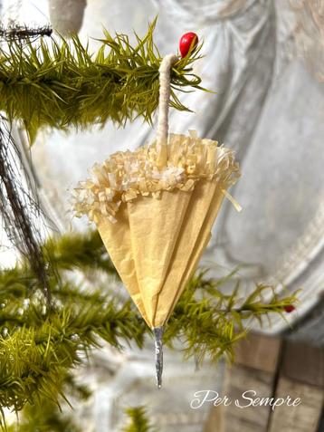 Per Sempre , Zeldzaam Crêpe Oud/Antiek kerst ornament beschikbaar voor biedingen