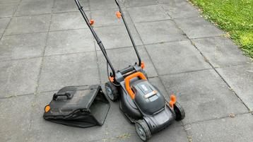 Worx WG779E accu grasmaaier met opvangbak, 2 accu’s beschikbaar voor biedingen