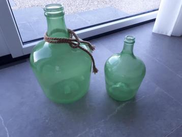 kruikvazen in groen glas 2 stuks groot en klein  beschikbaar voor biedingen
