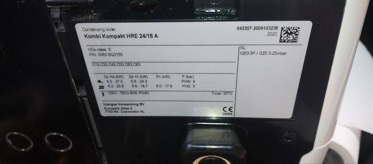 Intergas Hre 24/18 A 19.09.2021 Geplaatst-factuur aanwezig, Doe-het-zelf en Verbouw, Verwarming en Radiatoren, Zo goed als nieuw