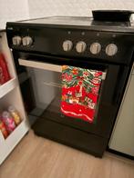 Etna FIV560ZWA Elektrisch Fornuis - 3 jaar oud, Ophalen, Gebruikt, Hete lucht, 4 kookzones