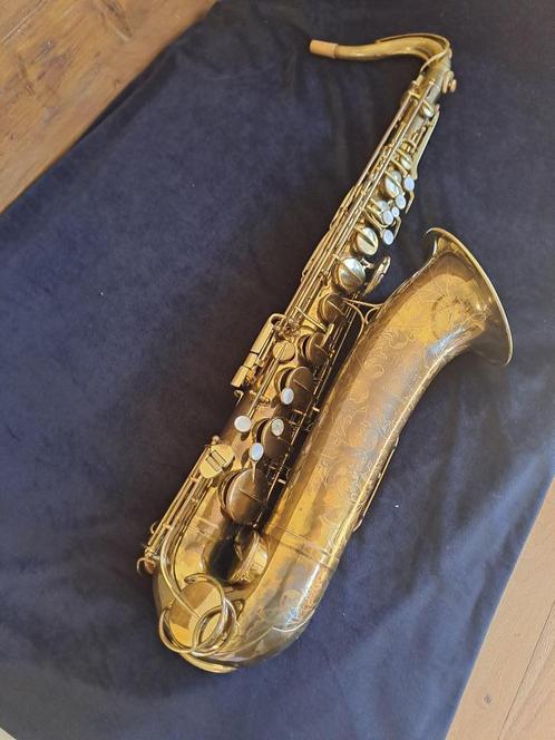 The Martin tenorsax 1946, Muziek en Instrumenten, Blaasinstrumenten | Saxofoons, Gebruikt, Tenor, Met koffer, Ophalen of Verzenden