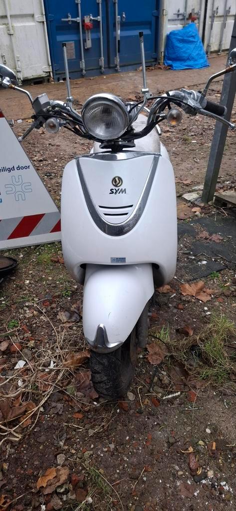 Sym Allo scooter, Fietsen en Brommers, Scooters | SYM, Gebruikt, Allo, Maximaal 25 km/u, Benzine, Ophalen of Verzenden