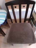 Eetkamerstoelen. 4 stuks in 1 koop voor slechts 15 euro, Huis en Inrichting, Stoelen, Ophalen, Hout, Bruin, Zo goed als nieuw